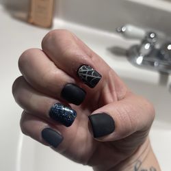 Castaic Nails