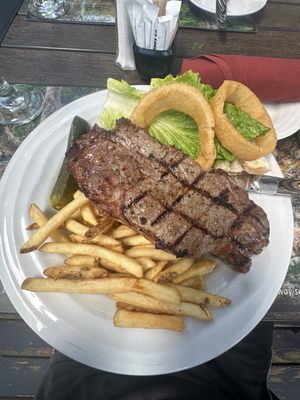 The Gateway Restaurant & Lodge by null