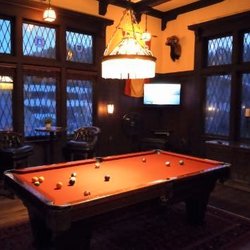 Hazeltine Boutique Hotel - Billiards Room