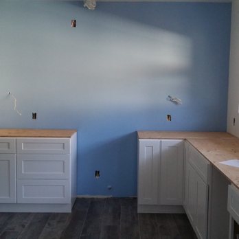 Advanced Builders & Contractors - New tile flooring + cabinets - General Contractors Near Me - Los Angeles, California