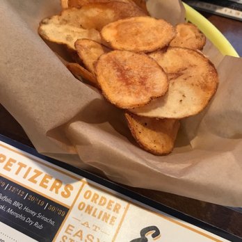 Easy Street - Complimentary chips. - Pizza Near Me - Chicago, Illinois