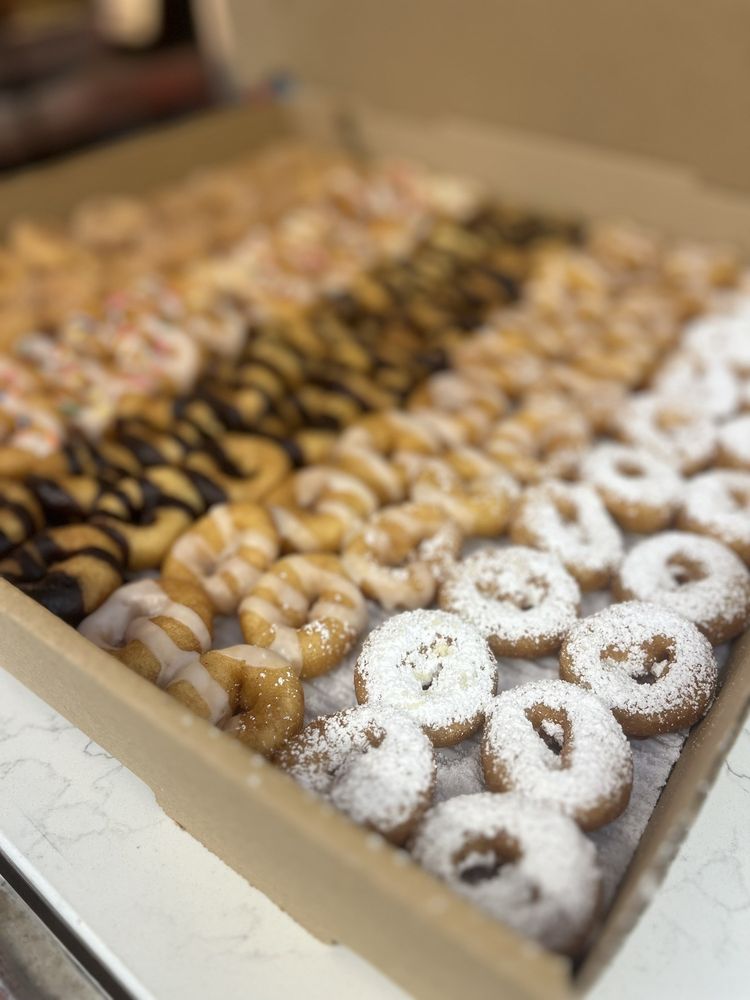 tiny little donuts - downtown franklin, tn