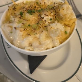 The Landon - Gouda Mac n Cheese - American Near Me - Tampa, Florida
