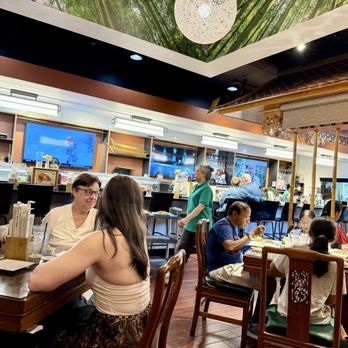 Sushi-Thai Restaurant - Dining Room - Sushi Bars Near Me - Raleigh, North Carolina Sushi-Thai Restaurant - Dining Room - Sushi Bars Near Me - Raleigh, North Carolina