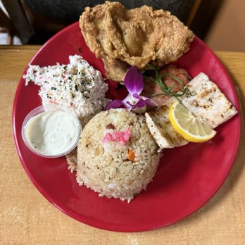 Guieb Cafe - GC's Island Mix w/ Imitation Crab Salad and Fried Rice - Breakfast & Brunch Near Me - Wahiawa, Hawaii