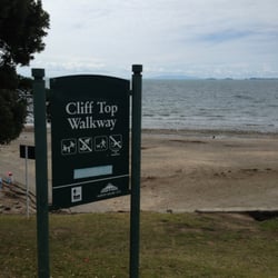 Crows Nest Rise Walk - Go for a walk along the cliff top
