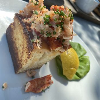 RH Rooftop Restaurant at RH Dallas - Half a lobster roll - American Near Me - Dallas, Texas RH Rooftop Restaurant at RH Dallas - Half a lobster roll - American Near Me - Dallas, Texas