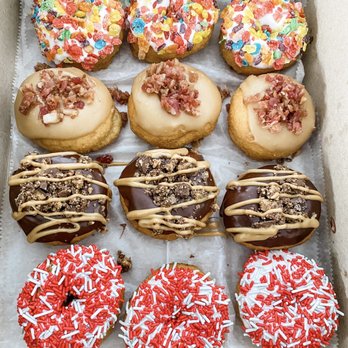 Donna's Delicious Dozen - Donuts Near Me - Columbus, Ohio Donna's Delicious Dozen - Donuts Near Me - Columbus, Ohio