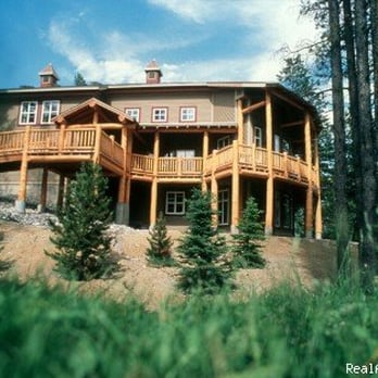 HI-Banff Alpine Centre - Outside shotof part of the hostel - Hotels Near Me - Banff, Alberta
