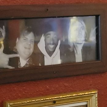 Scary Canary Pub - three men and a woman - Dive Bars Near Me - Houston, Texas Scary Canary Pub - three men and a woman - Dive Bars Near Me - Houston, Texas