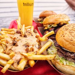Mom & Pops Burgers