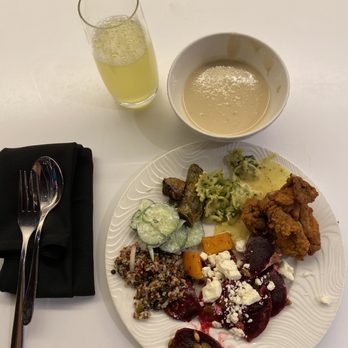 The Centurion Lounge - Airport Lounges Near Me - Las Vegas, Nevada