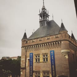 Le Donjon du Capitole - Même si on se croirait en Bretagne en février, c'est quand même beau #toulouse !