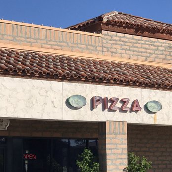 Florencia Pizza Bistro - Pizza Near Me - Ahwatukee, Arizona Florencia Pizza Bistro - Pizza Near Me - Ahwatukee, Arizona