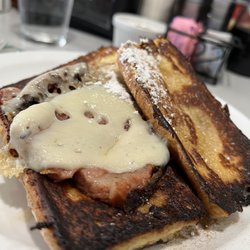 Edgebrook Coffee Shop - Monte Cristo French Toast
