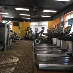 Anytime Fitness - Good amount of cardio machines (treadmills, elliptical, stair master, bikes)
