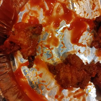 Nick's Pizza - Terrible Chicken wings look like boneless chicken - Pizza Near Me - Apple Valley, California