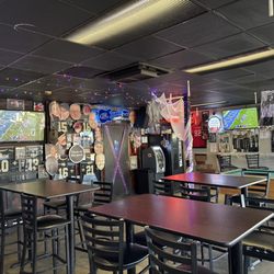 Legends - Bertrand - They have a pool table, ATM, and a pinball machine