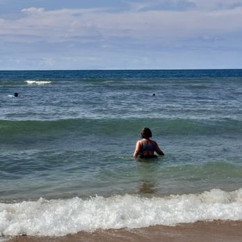 Haleiwa Beach Park - Going in for a swim - Parks Near Me - Haleiwa, Hawaii