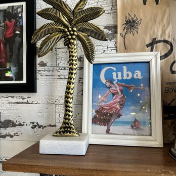 Paladar Cuban Eatery & Bakery - Cuban Near Me - St. Augustine, Florida