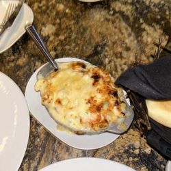 Ember Grille & Wine Bar - Mac cheese and lobster the delicious