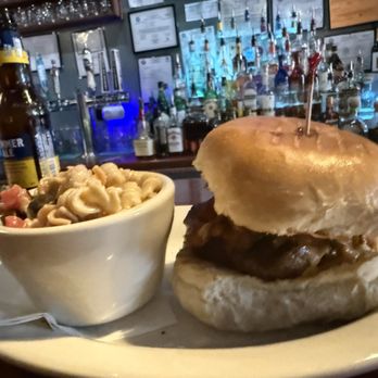 Stones Pub and Eatery - Pubs Near Me - Gloucester, Massachusetts
