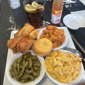 LeeBoy Kountry Kitchen - Fried Flounder dinner with yams, green beans, mac cheese, cornbread and sweet sweet iced tea!!! - Caterers Near Me - Columbia, South Carolina LeeBoy Kountry Kitchen - Fried Flounder dinner with yams, green beans, mac cheese, cornbread and sweet sweet iced tea!!! - Caterers Near Me - Columbia, South Carolina