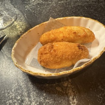 Vaca - Croquettes de Pollo - Spanish Near Me - Los Angeles, California Vaca - Croquettes de Pollo - Spanish Near Me - Los Angeles, California