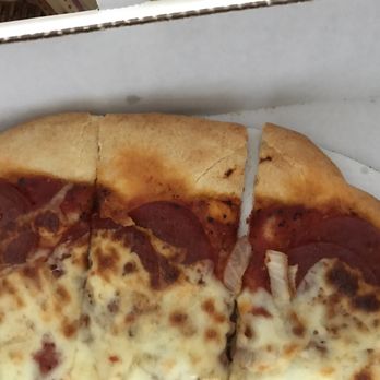 Giordano's - Pizza Near Me - Chicago, Illinois