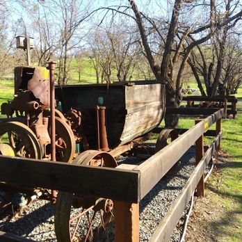 Sugarloaf Open Space - Old orchard equipment for view. The sign says "HANDS OFF". - Hiking Near Me - Walnut Creek, California