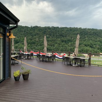 Canary Grill - New American Near Me - Berkeley Springs, West Virginia
