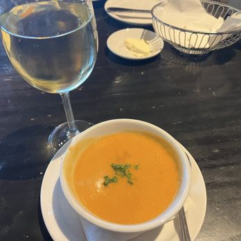 Brio Italian Grille - Great glass of Chardonnay to pair with my bisque!!! - Italian Near Me - Pembroke Pines, Florida