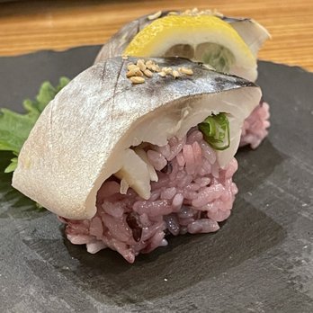 Kuro Sushi - Sushi Bars Near Me - Bellevue, Washington