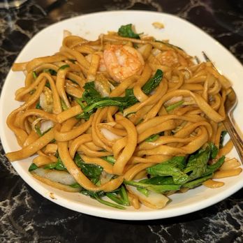 Din Tai Fung - Fried Noodles with Shrimp - Dim Sum Near Me - Anaheim, California
