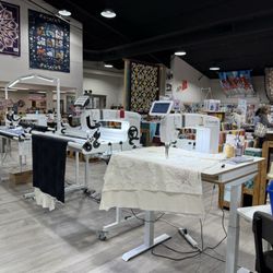 Stitchin' Heaven - Machines for sale