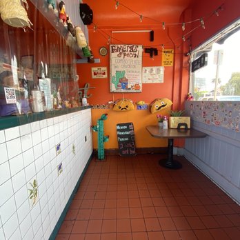 Rivera's - Mexican Near Me - Long Beach, California