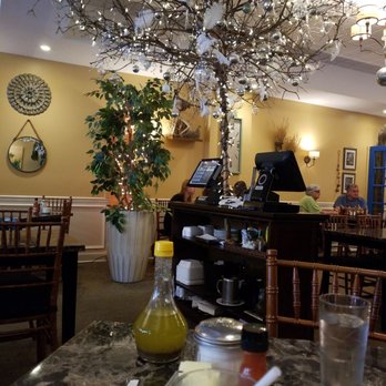 Eggsperience Vasilis - Nice decor - Creperies Near Me - Buffalo, New York