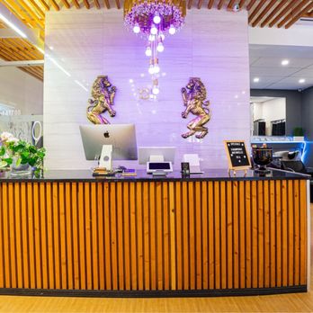 Ofolie Centre Beauté - Reception - Hair Salons Near Me - Montreal, Quebec Ofolie Centre Beauté - Reception - Hair Salons Near Me - Montreal, Quebec