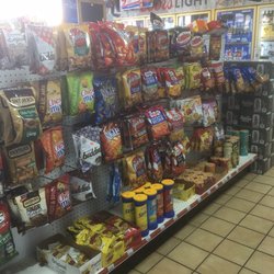 Quick Mart - More snack, many brands