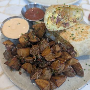 Little Avalon - Breakfast burrito and potatoes - Cafes Near Me - Las Vegas, Nevada Little Avalon - Breakfast burrito and potatoes - Cafes Near Me - Las Vegas, Nevada