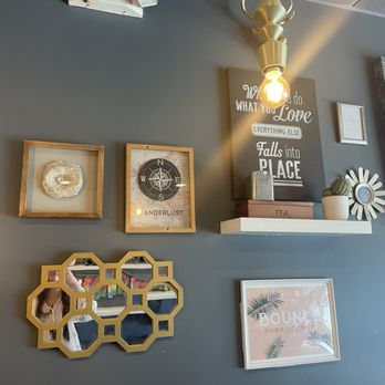 Bounce Boba Lounge - Decor - Juice Bars & Smoothies Near Me - Northridge, California Bounce Boba Lounge - Decor - Juice Bars & Smoothies Near Me - Northridge, California