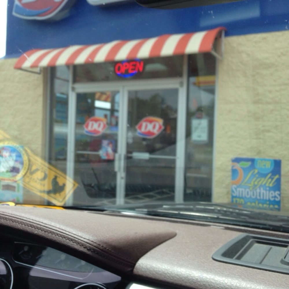 Dairy Queen - a view from inside a car - Ice Cream & Frozen Yogurt Near Me - Lumberton, North Carolina Dairy Queen - a view from inside a car - Ice Cream & Frozen Yogurt Near Me - Lumberton, North Carolina