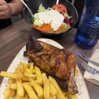 Cuzco Lupita - 1/2 chicken plate - Peruvian Near Me - Madrid, M Cuzco Lupita - 1/2 chicken plate - Peruvian Near Me - Madrid, M