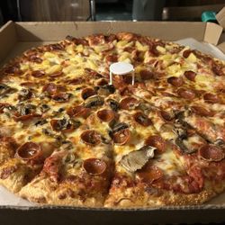 Benny's Pizza - Long shot of our extra large!