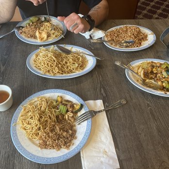 China Garden - C6. Kung Pao Chicken chicken 11. Lo Mein Lunch Special chicken F3. Fried Rice - Chinese Near Me - Mill Creek, Washington China Garden - C6. Kung Pao Chicken chicken 11. Lo Mein Lunch Special chicken F3. Fried Rice - Chinese Near Me - Mill Creek, Washington
