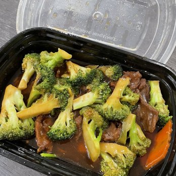 China Lin - "Broccoli beef" a few paper thin chewy slices of meat but mostly undercooked broccoli - Chinese Near Me - Phenix City, Alabama China Lin - "Broccoli beef" a few paper thin chewy slices of meat but mostly undercooked broccoli - Chinese Near Me - Phenix City, Alabama