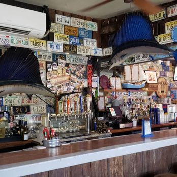 Half Shell Raw Bar - Seafood Near Me - Key West, Florida