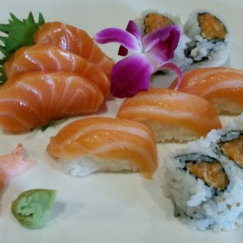 Red Ginger - Salmon lovers lunch - Sushi Bars Near Me - Coralville, Iowa Red Ginger - Salmon lovers lunch - Sushi Bars Near Me - Coralville, Iowa