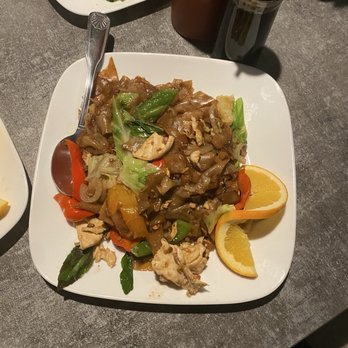Thai Kitchen - Drunk Noodle - Thai Near Me - Grand Terrace, California Thai Kitchen - Drunk Noodle - Thai Near Me - Grand Terrace, California