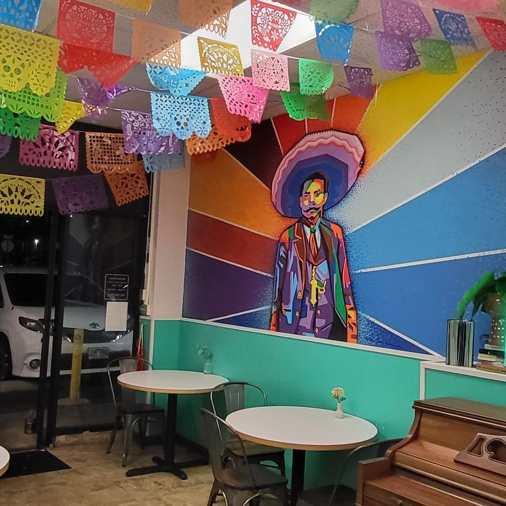 El Azul Taqueria - Inside the restaurant.......... - Tacos Near Me - Honolulu, Hawaii